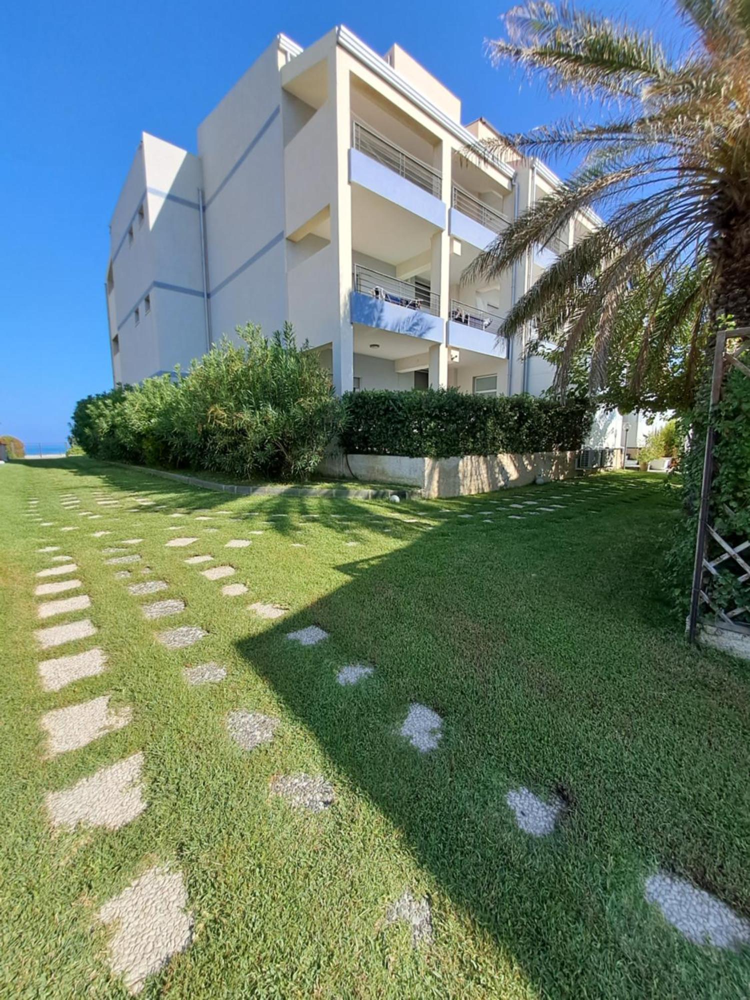Appartamenti Vacanze Villa Meo Villafranca Tirrena Zewnętrze zdjęcie